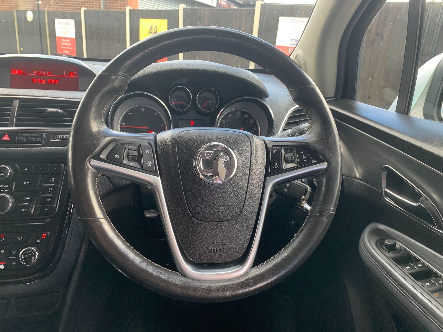Used Vauxhall Mokka 2016 for sale - 75857925: Photo 19