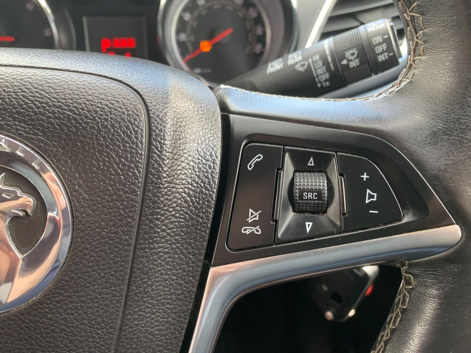 Used Vauxhall Mokka 2016 for sale - 75857925: Photo 21