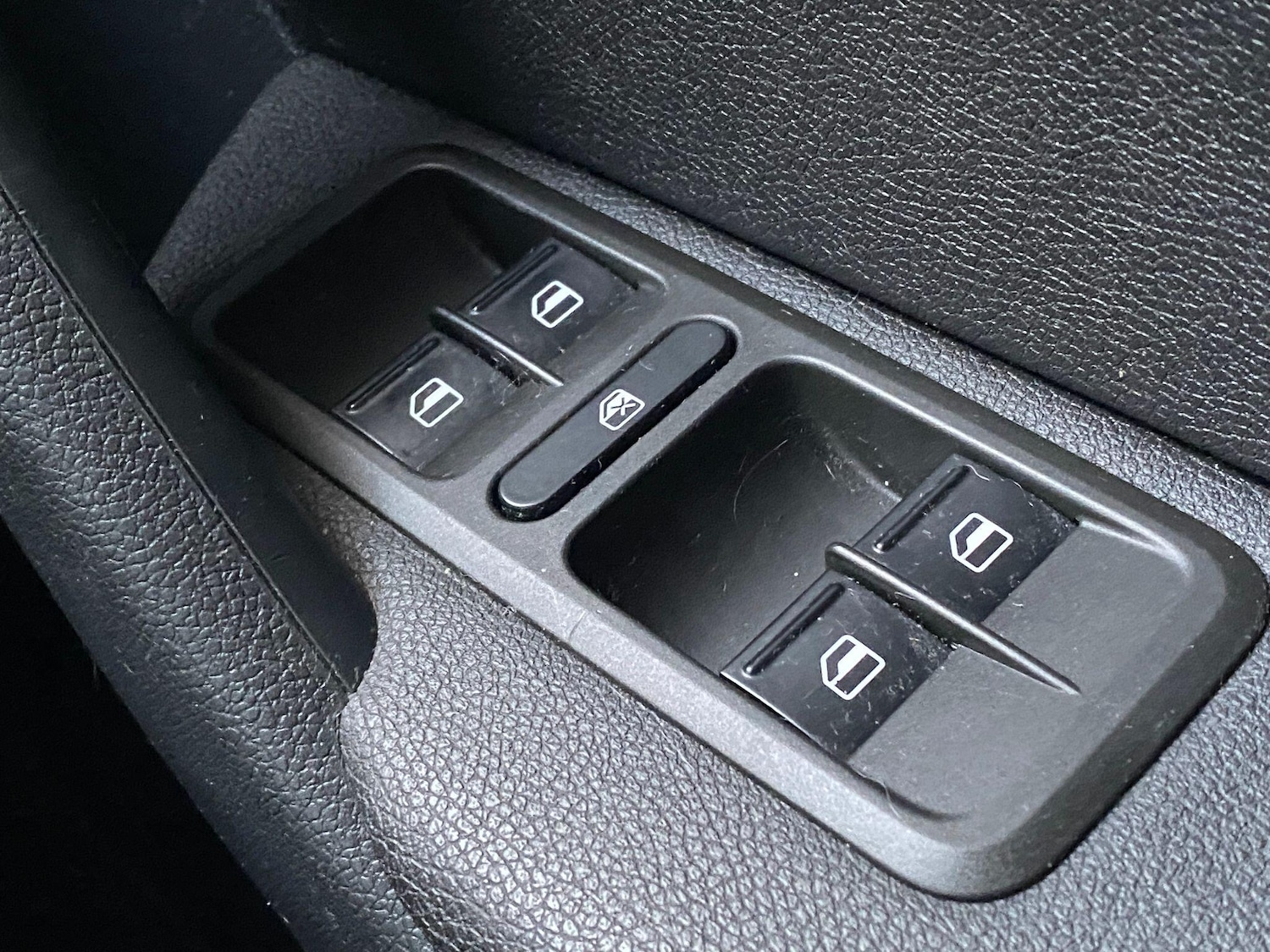 Used Skoda Yeti 2017 for sale - 77440000: Photo 36