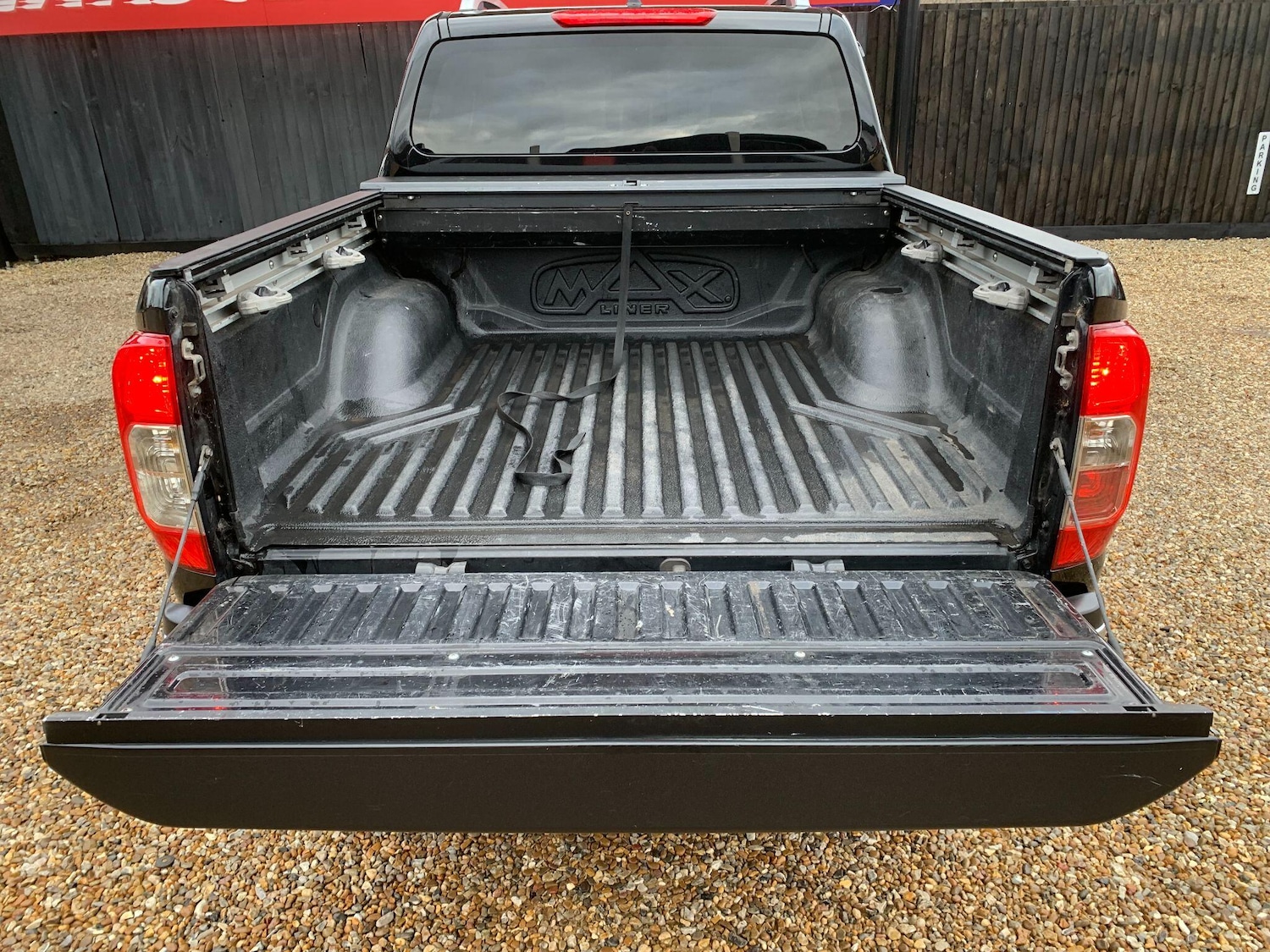 Used Nissan Navara 2016 for sale - 77119919: Photo 16