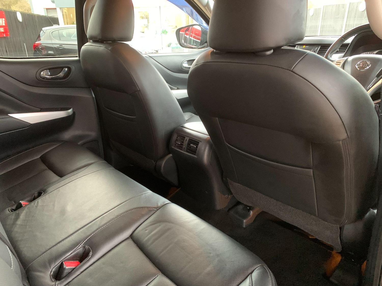 Used Nissan Navara 2016 for sale - 77119919: Photo 23