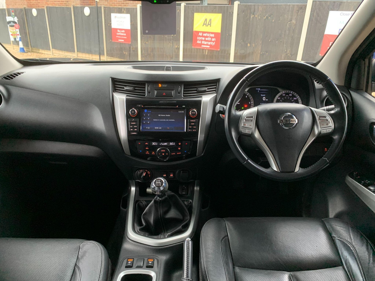 Used Nissan Navara 2016 for sale - 77119919: Photo 29