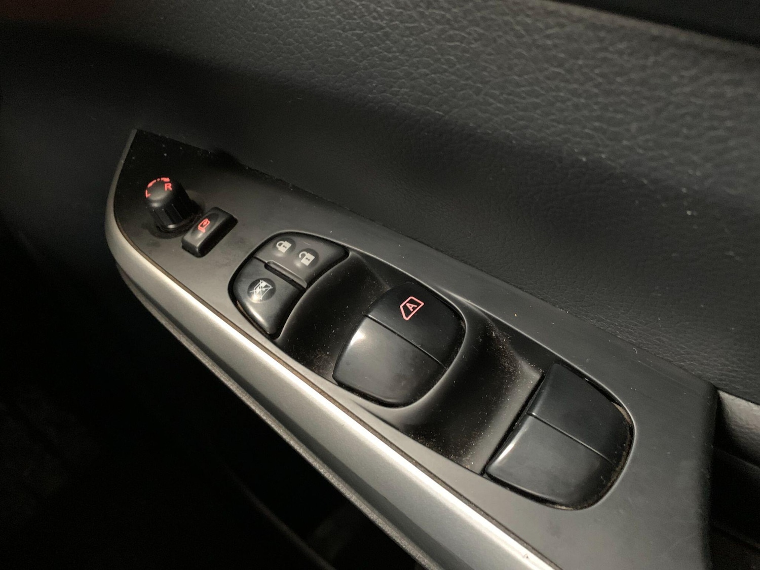 Used Nissan Navara 2016 for sale - 77119919: Photo 34