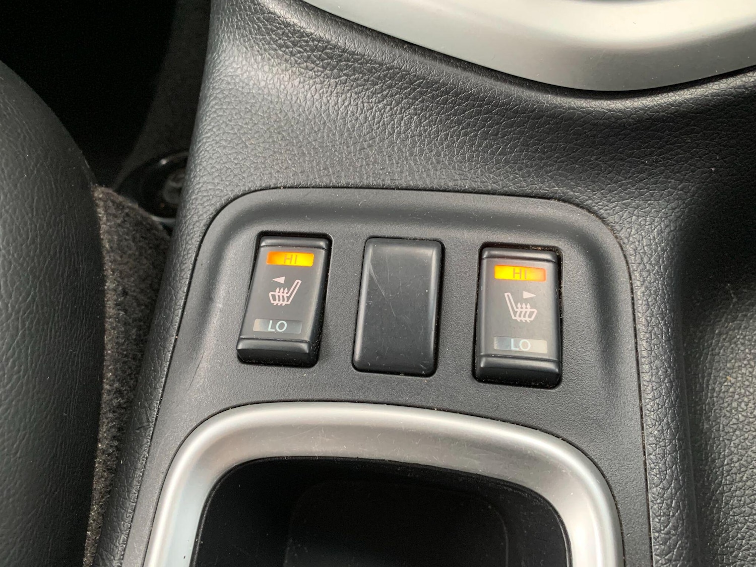 Used Nissan Navara 2016 for sale - 77119919: Photo 40