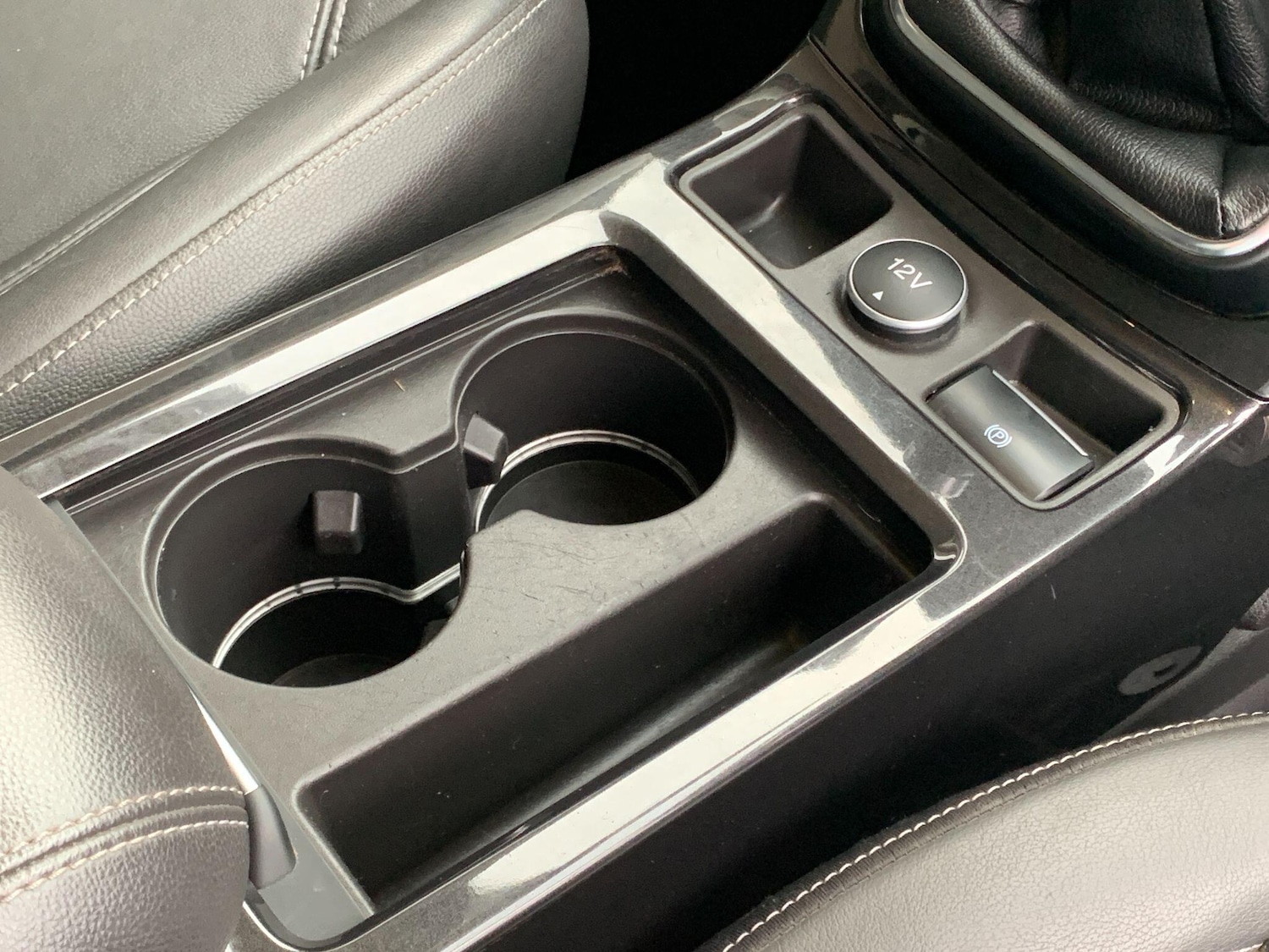 Used Ford Kuga 2017 for sale - 76175170: Photo 32