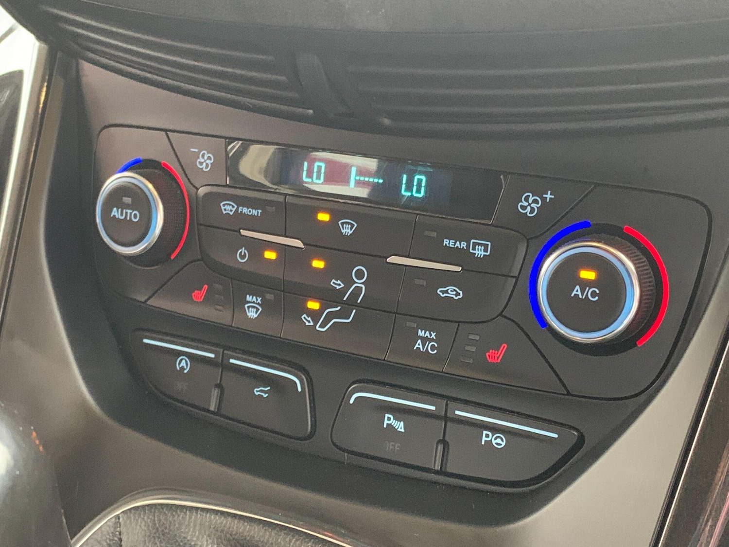 Used Ford Kuga 2017 for sale - 76175170: Photo 34