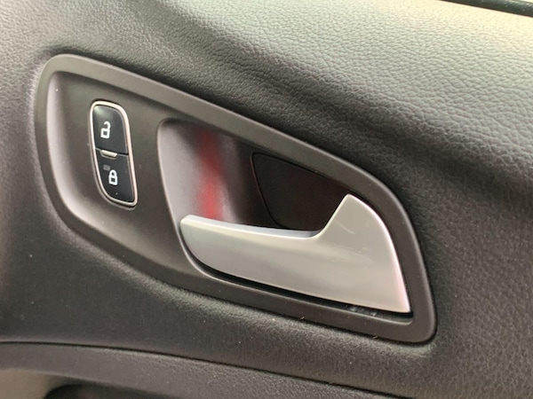Used Ford Kuga 2017 for sale - 76175170: Photo 34
