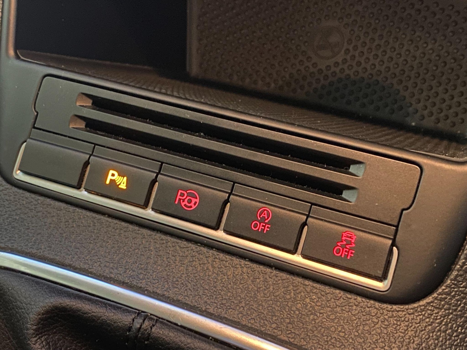 Used Volkswagen Tiguan 2014 for sale - 77229347: Photo 32