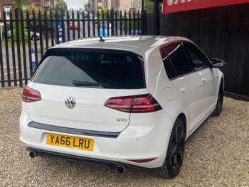 Used Volkswagen Golf 2016 for sale - 74867480: Photo
