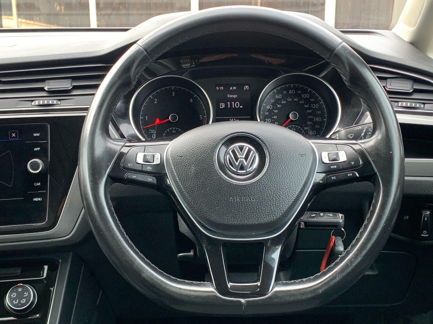 Used Volkswagen Touran 2018 for sale - 76307320: Photo 23