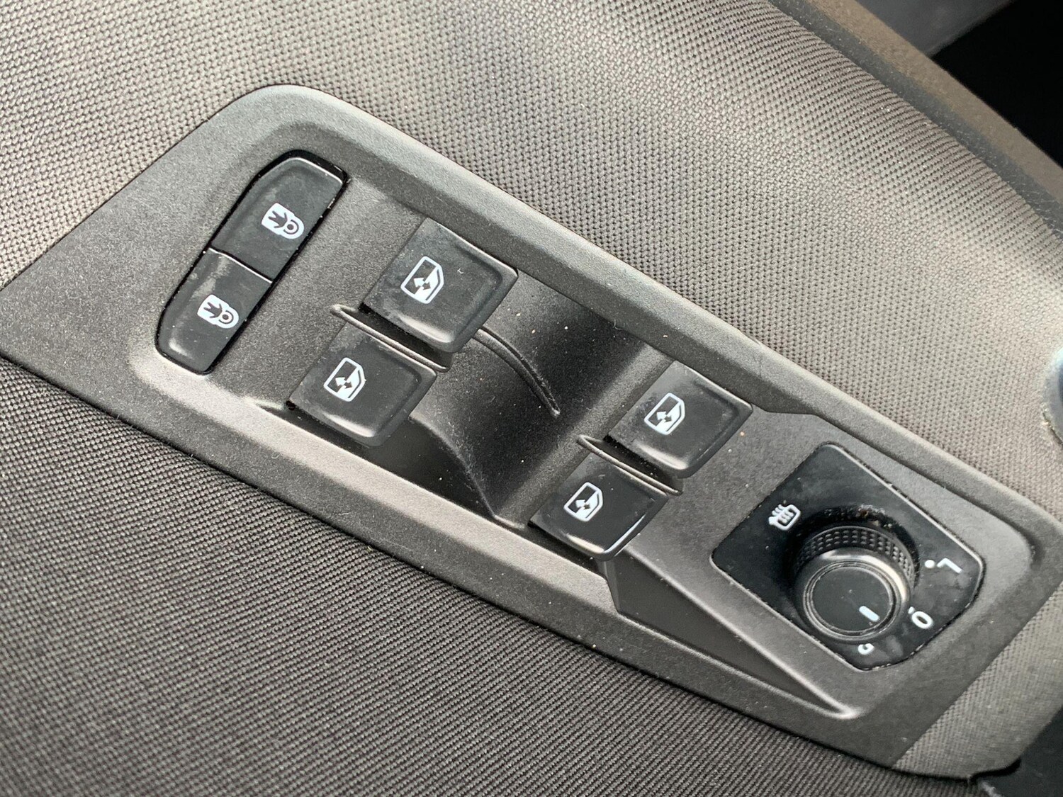 Used Volkswagen Touran 2018 for sale - 76307320: Photo 24