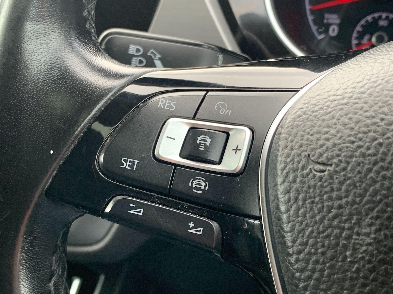 Used Volkswagen Touran 2018 for sale - 76307320: Photo 29