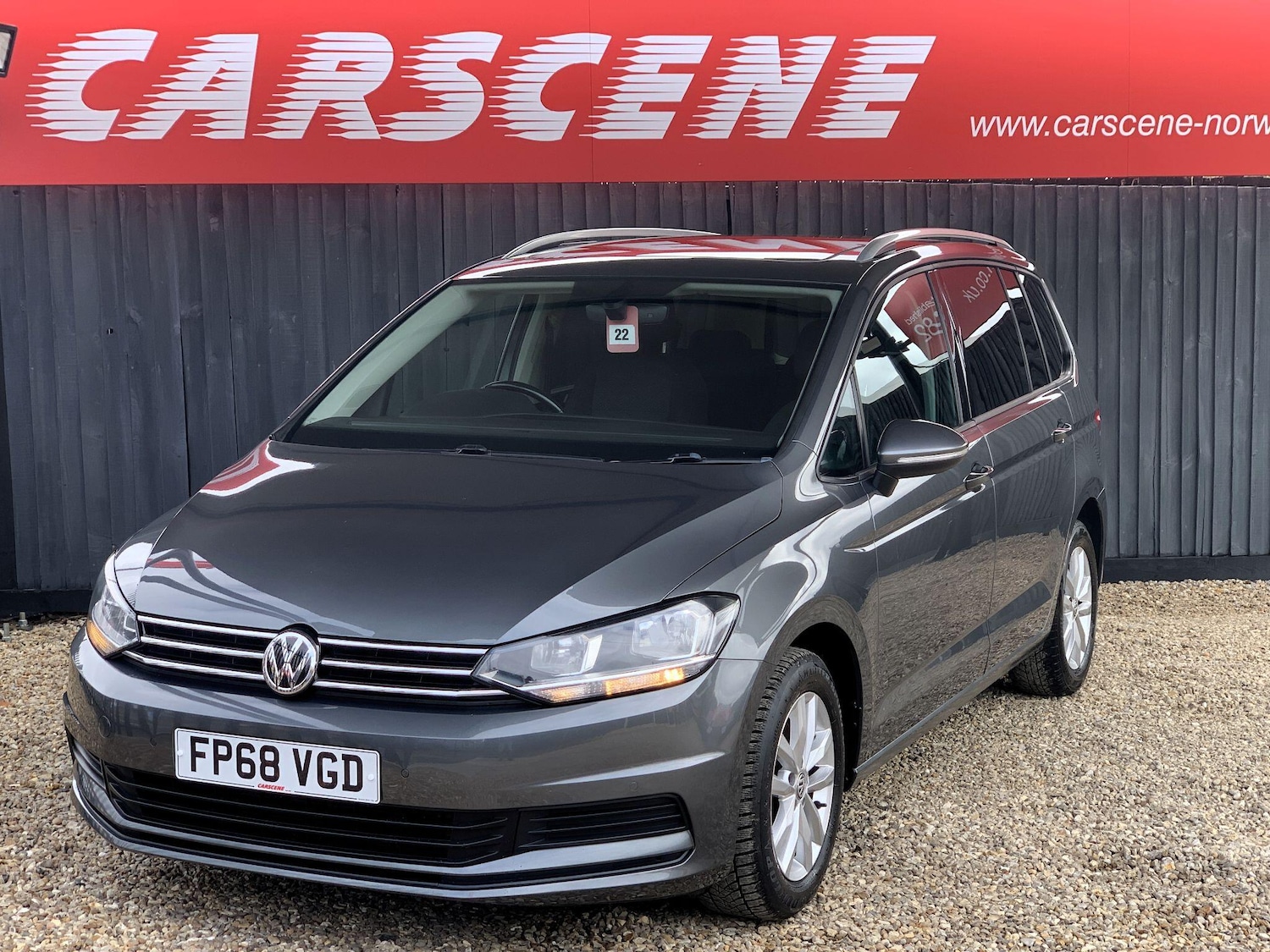 Used Volkswagen Touran 2018 for sale - 76307320: Photo 4