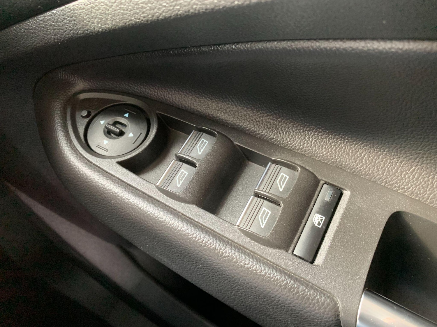 Used Ford Kuga 2017 for sale - 77090808: Photo 25