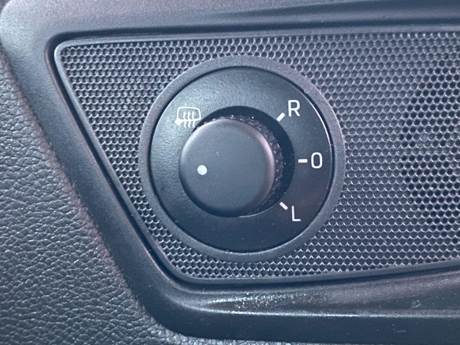 Used Skoda Yeti 2015 for sale - 76964983: Photo 30