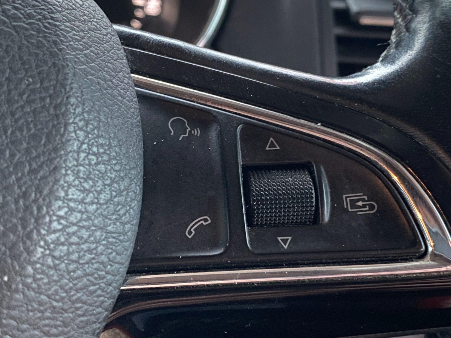 Used Skoda Yeti 2015 for sale - 76964983: Photo 32