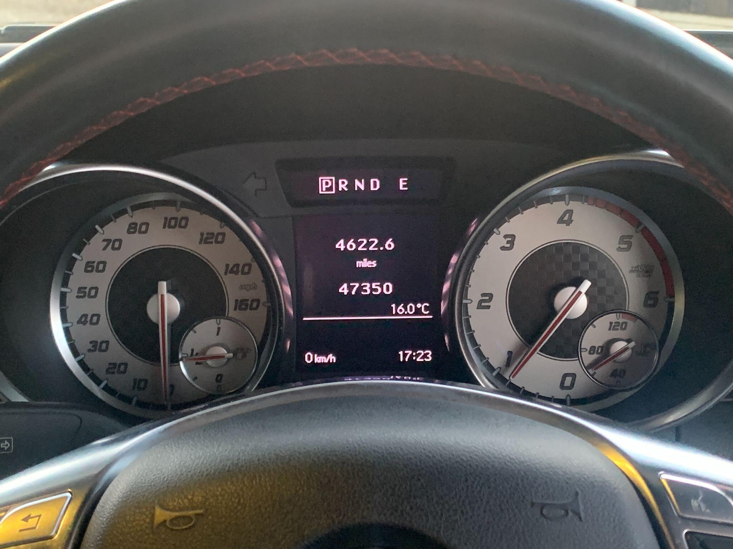 Used Mercedes-Benz SLK 2014 for sale - 76619617: Photo 30