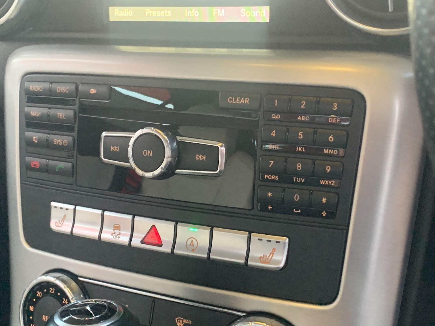 Used Mercedes-Benz SLK 2014 for sale - 76619617: Photo 31