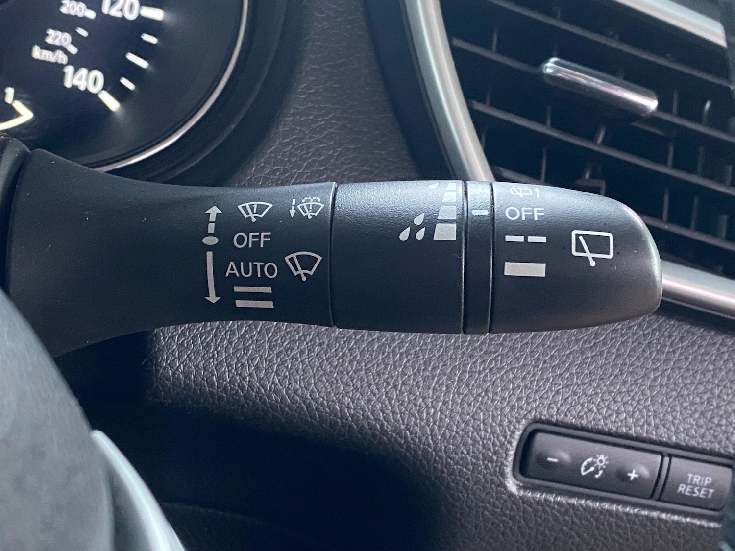 Used Nissan X-Trail 2017 for sale - 77537723: Photo 42