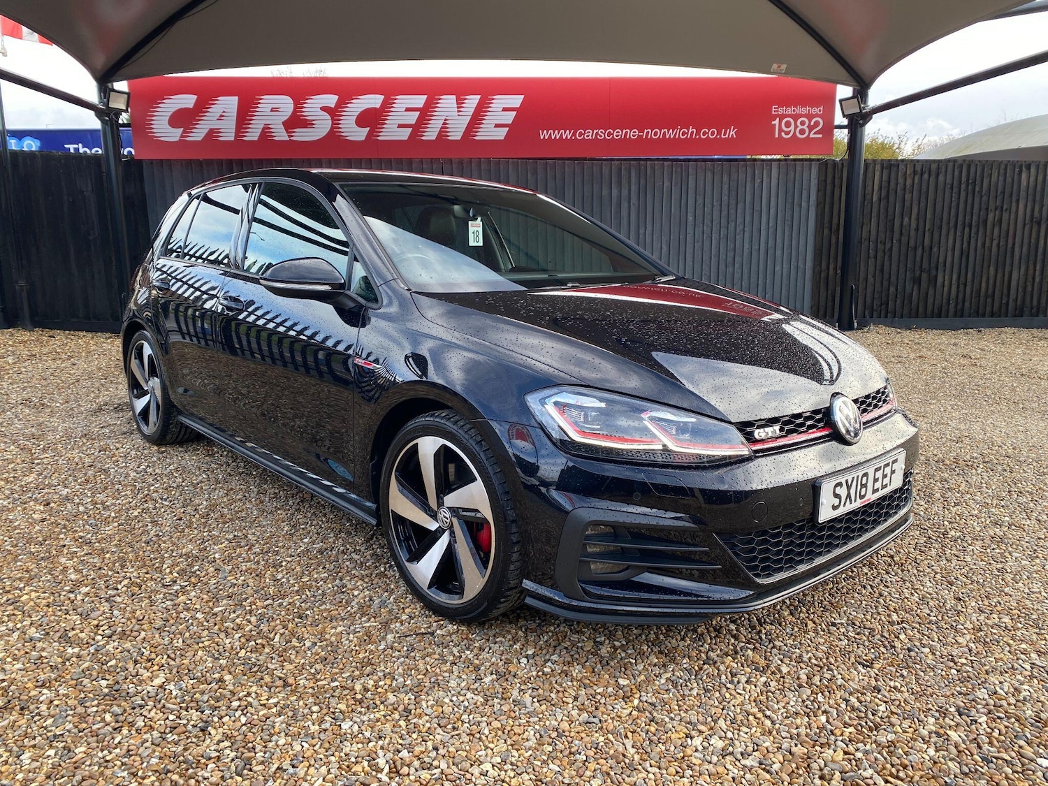 Used Volkswagen Golf 2018 for sale - 76606903: Photo 1