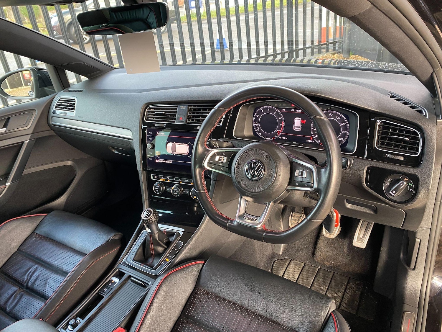 Used Volkswagen Golf 2018 for sale - 76606903: Photo 16