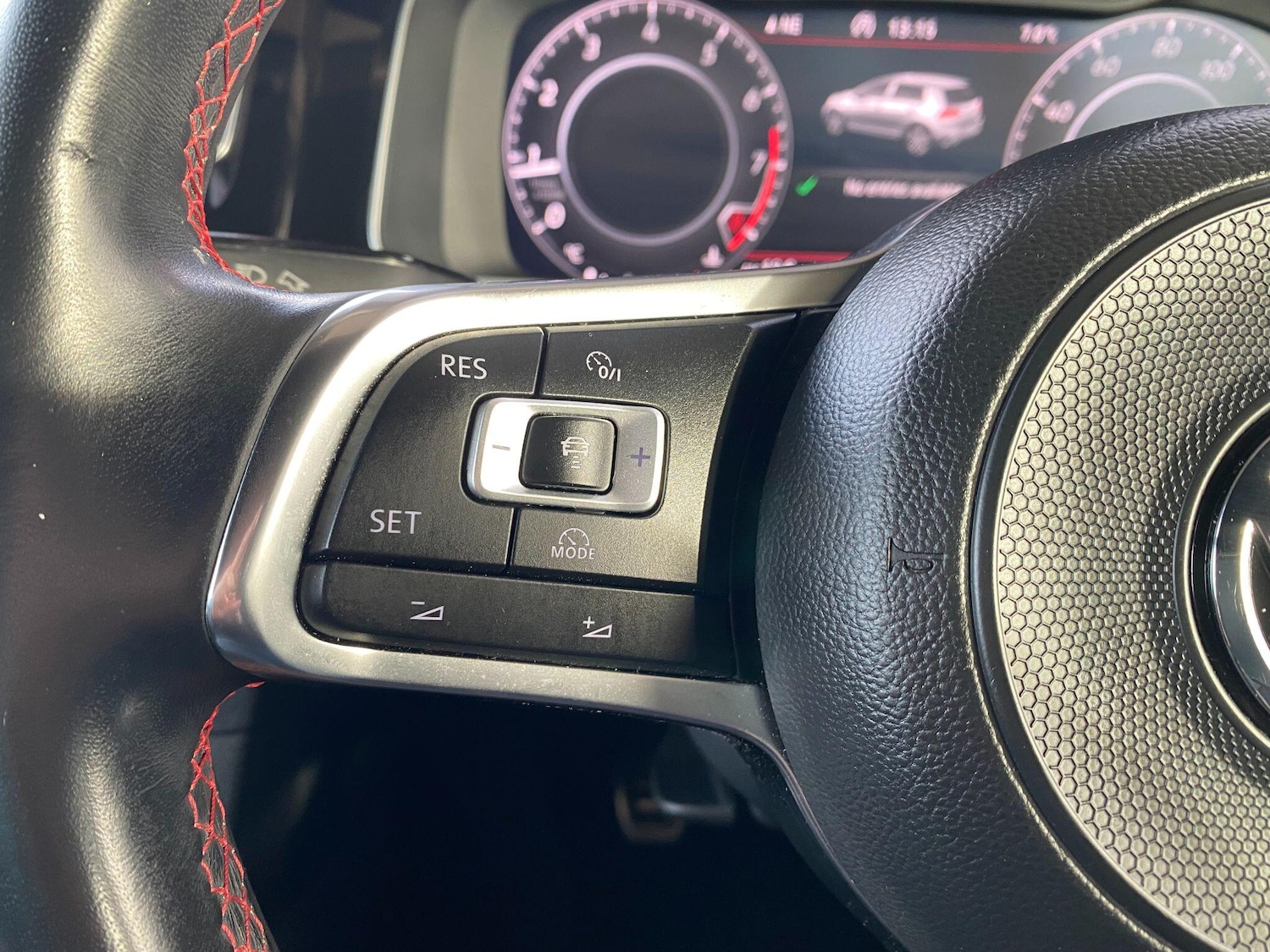 Used Volkswagen Golf 2018 for sale - 76606903: Photo 18