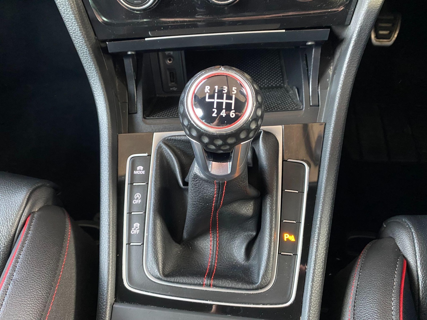 Used Volkswagen Golf 2018 for sale - 76606903: Photo 29