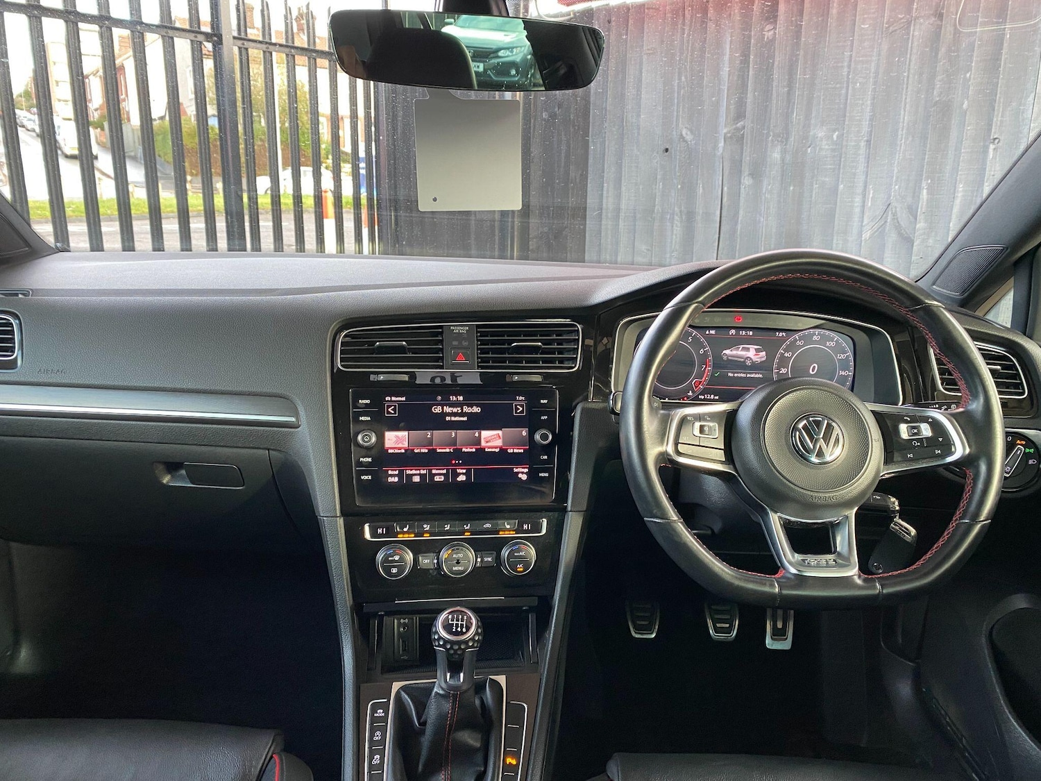 Used Volkswagen Golf 2018 for sale - 76606903: Photo 34