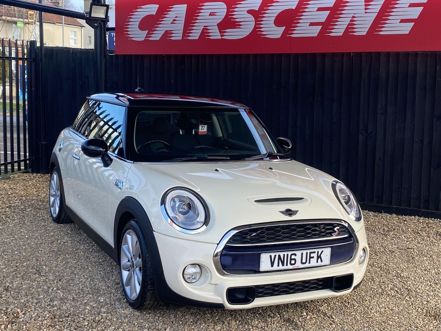 Used MINI Hatch 2016 for sale - 76109364: Photo 1