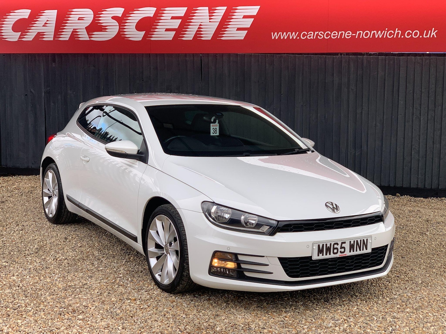 Used Volkswagen Scirocco 2015 for sale - 76409583: Photo 1