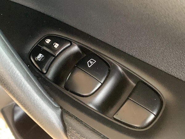 Used Nissan Qashqai 2017 for sale - 76260347: Photo 42