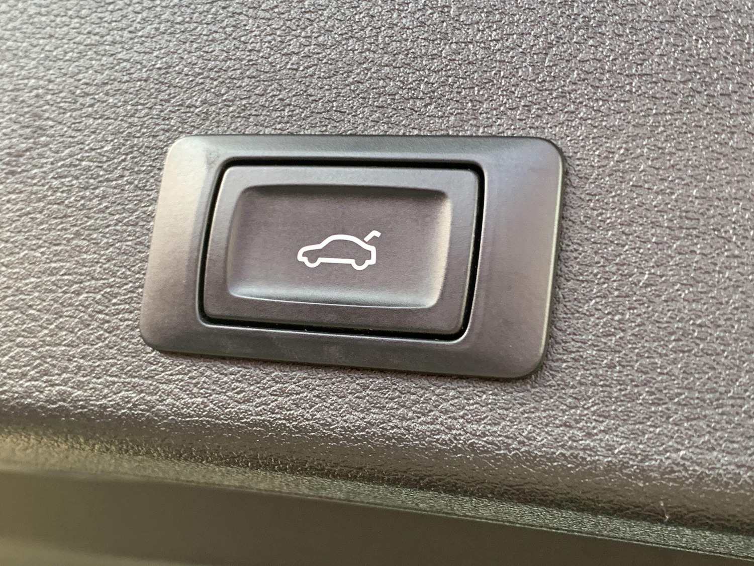 Used Audi A4 2016 for sale - 76409110: Photo 30