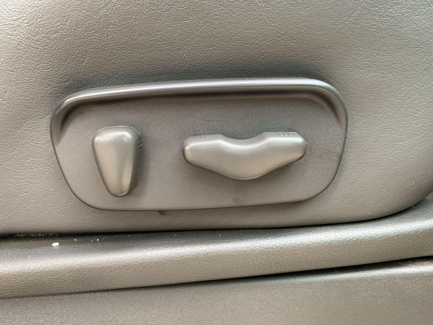 Used Nissan Navara 2015 for sale - 76408560: Photo 31