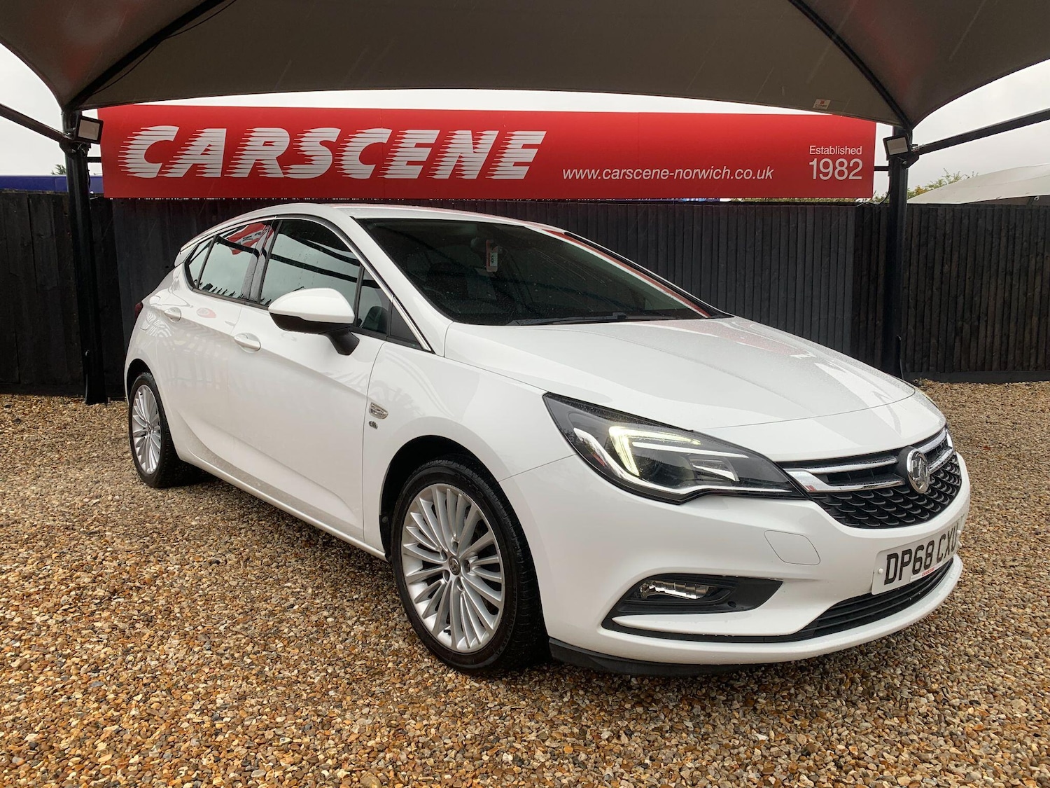 Used Vauxhall Astra 2018 for sale - 76175057: Photo 1