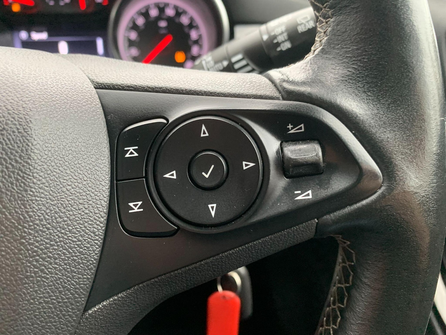 Used Vauxhall Astra 2018 for sale - 76175057: Photo 20