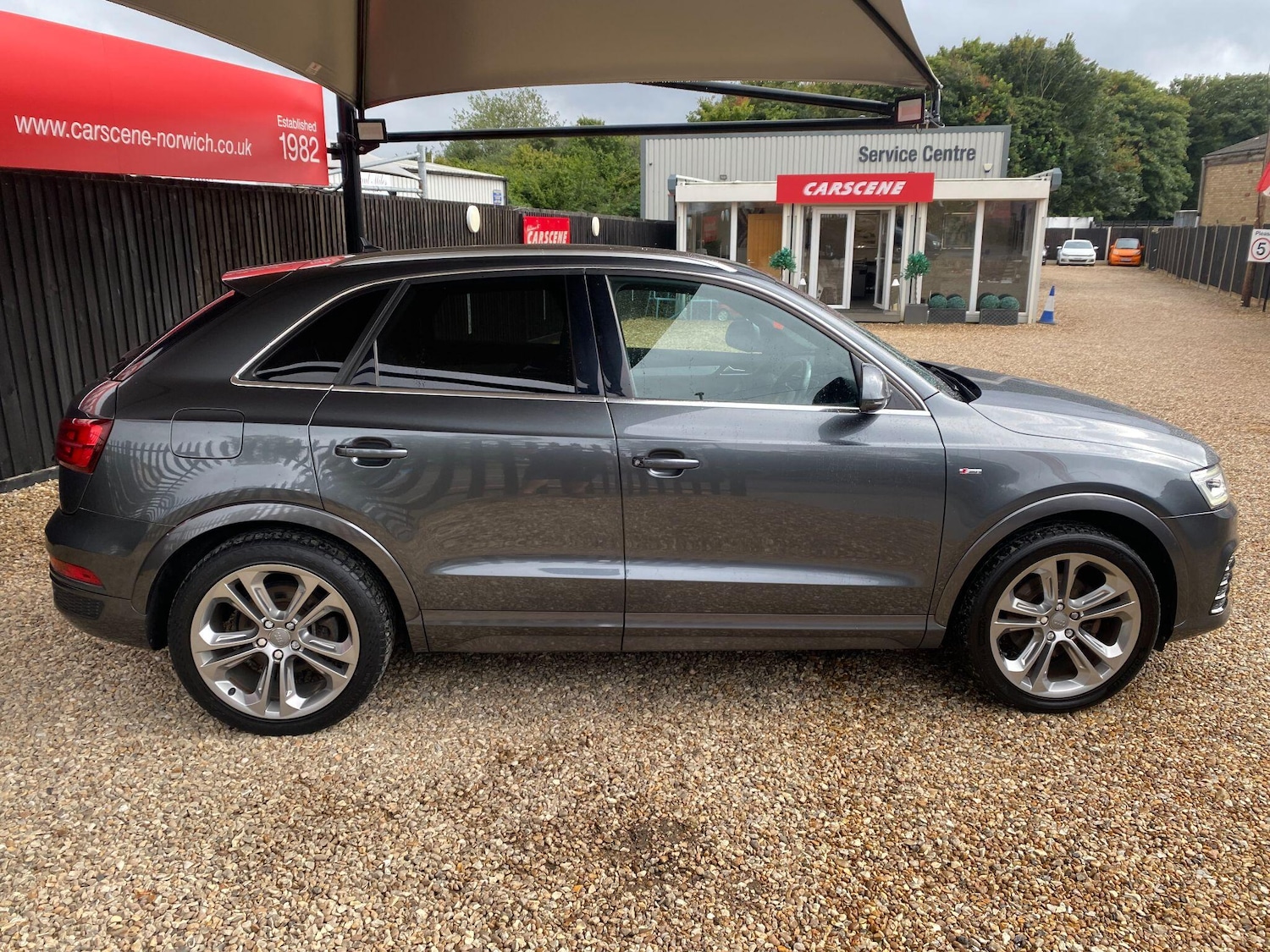 Used Audi Q3 2015 for sale - 77054114: Photo 2