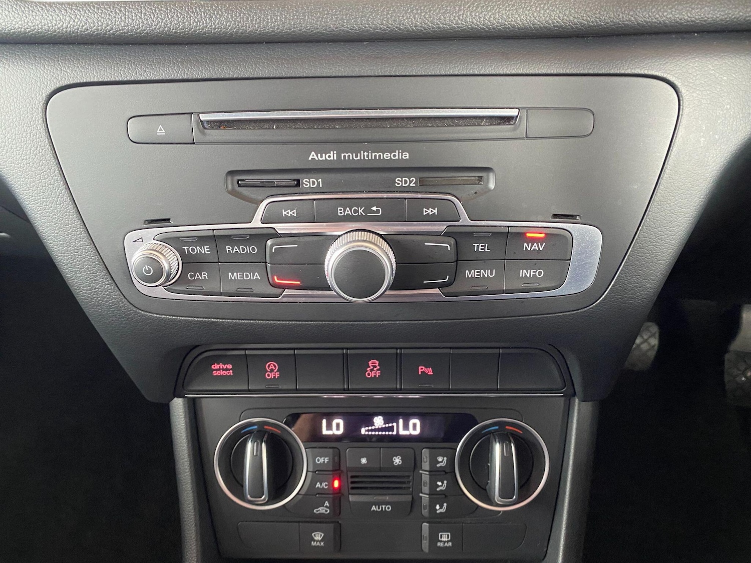 Used Audi Q3 2015 for sale - 77054114: Photo 25