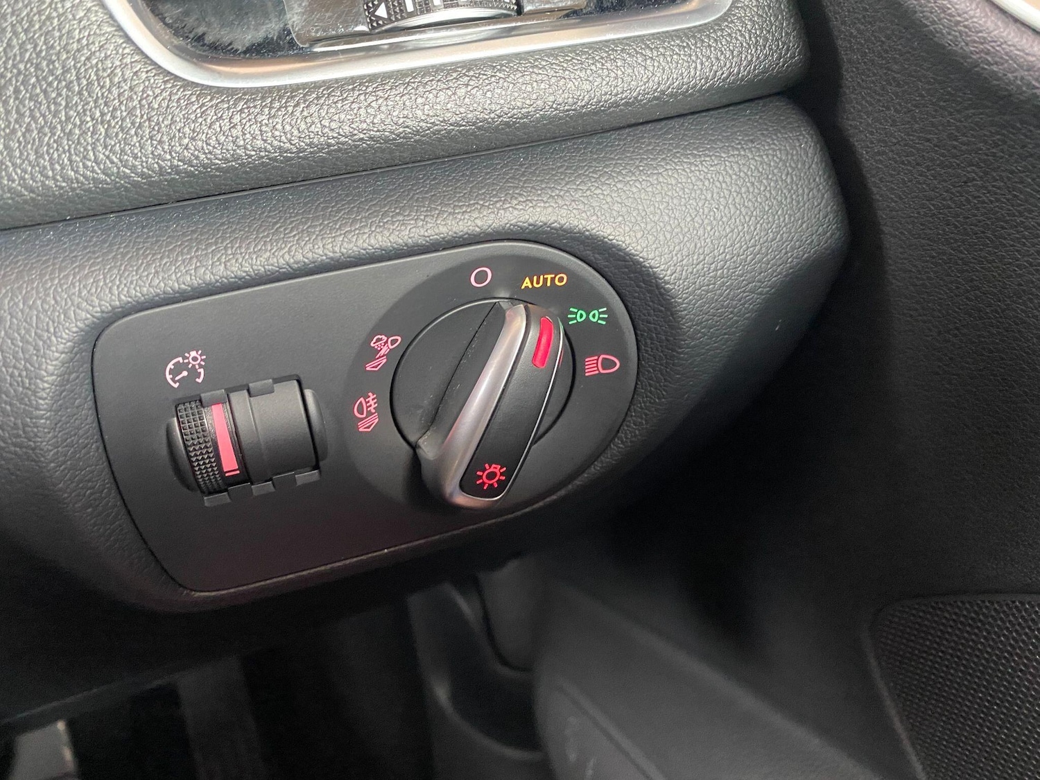 Used Audi Q3 2015 for sale - 77054114: Photo 31