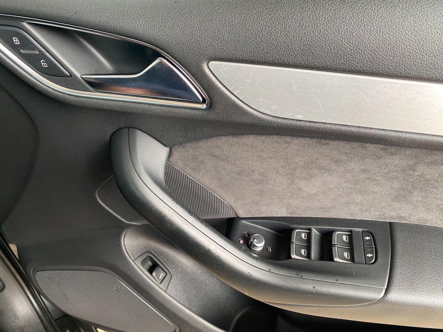 Used Audi Q3 2015 for sale - 77054114: Photo 32