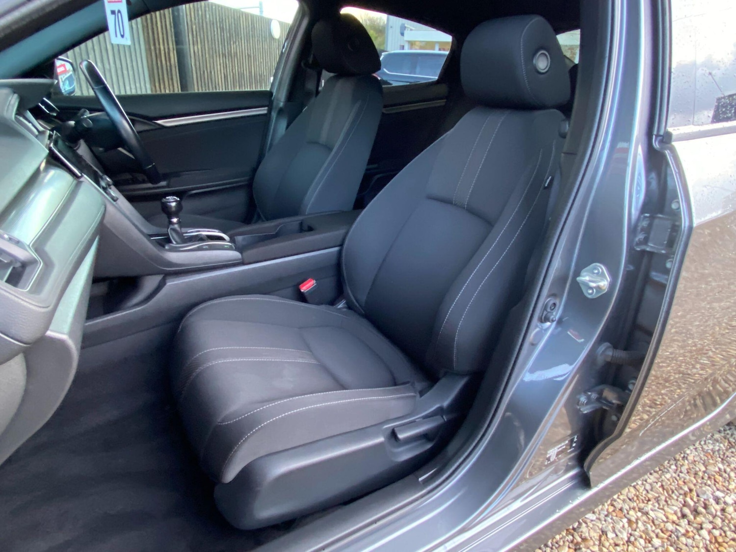 Used Honda Civic 2018 for sale - 77330382: Photo 32