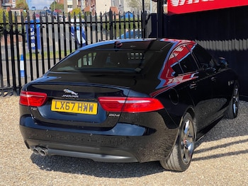 Used Jaguar XE 2017 for sale - 75552148: Photo
