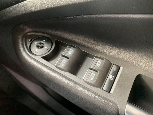 Used Ford Kuga 2017 for sale - 76247562: Photo 28