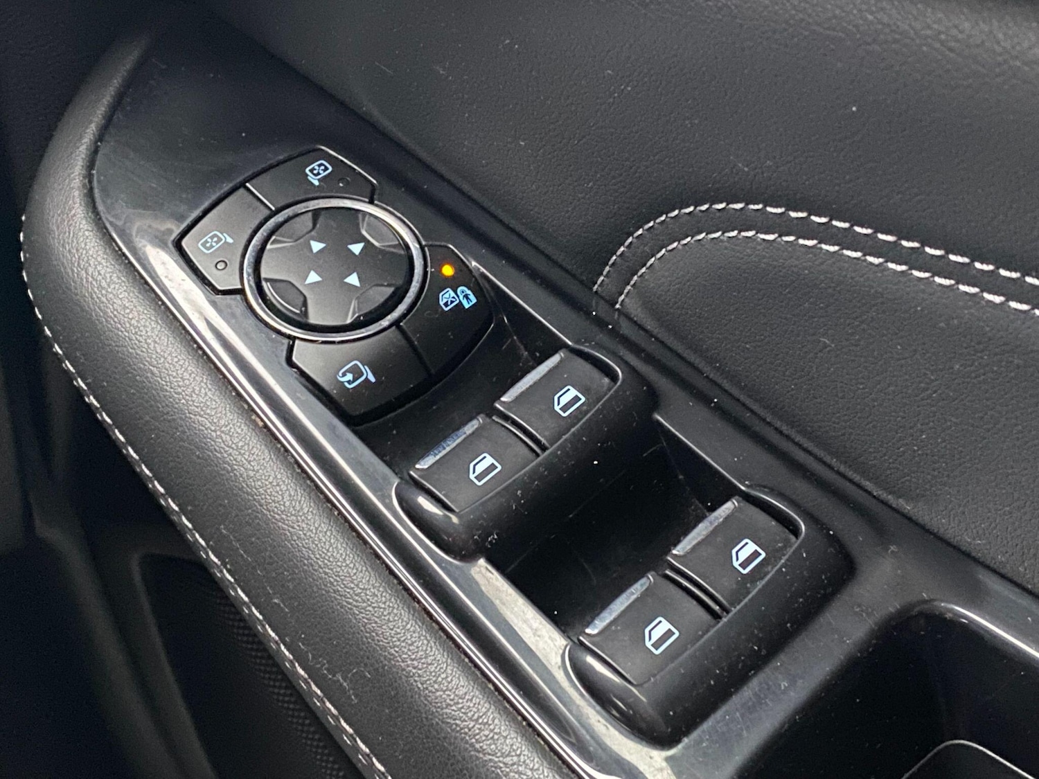 Used Ford S-Max 2016 for sale - 77049887: Photo 42