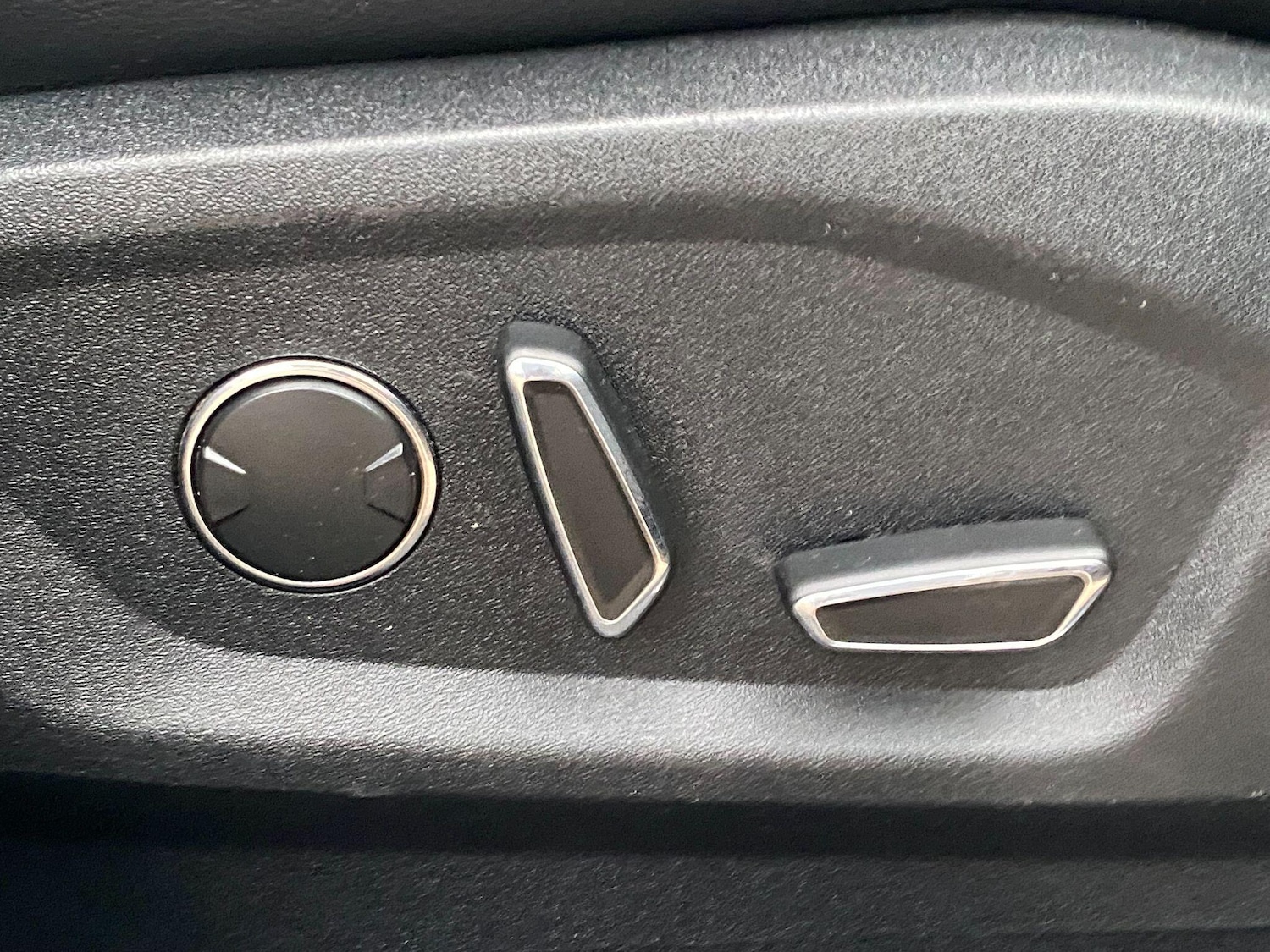 Used Ford S-Max 2016 for sale - 77049887: Photo 44