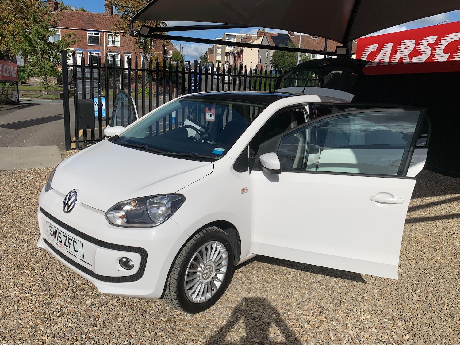 Used Volkswagen up! 2015 for sale - 76020994: Photo 11