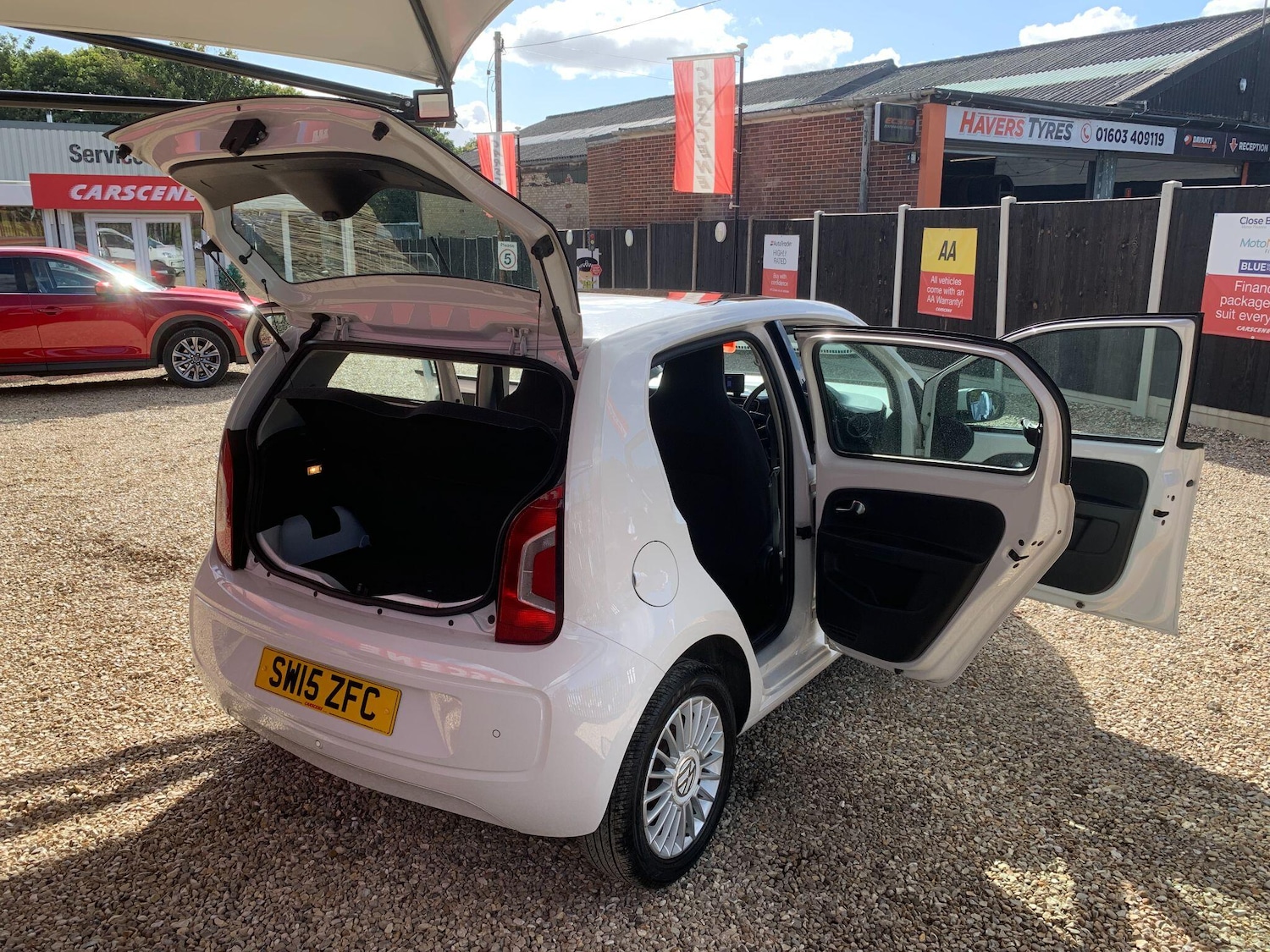 Used Volkswagen up! 2015 for sale - 76020994: Photo 13