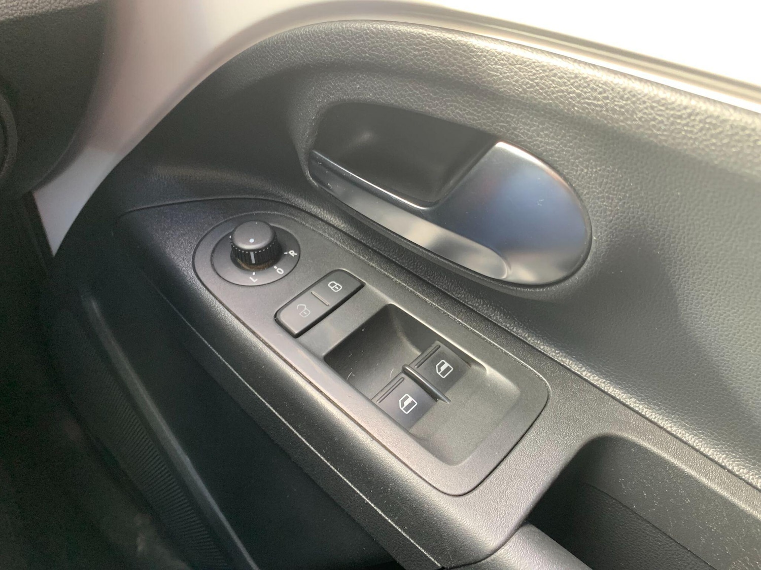 Used Volkswagen up! 2015 for sale - 76020994: Photo 18