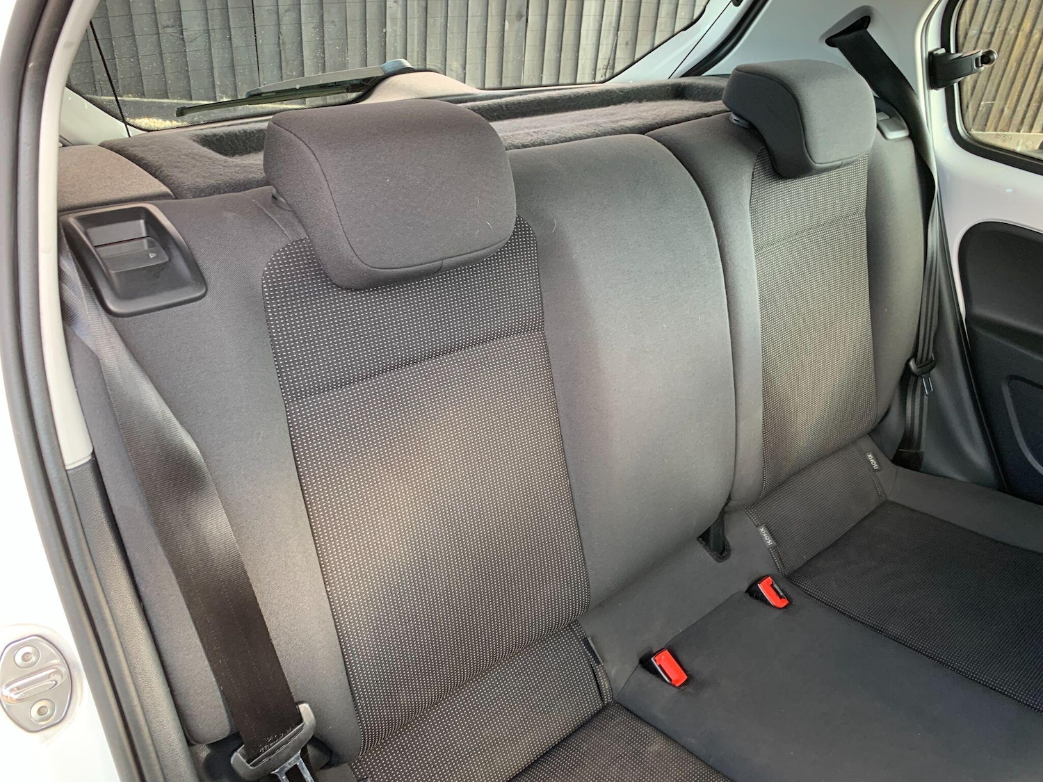 Used Volkswagen up! 2015 for sale - 76020994: Photo 23