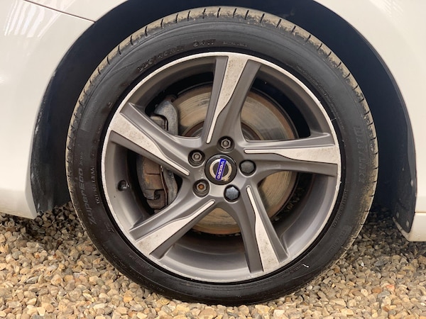 Used Volvo V40 2015 for sale - 76269768: Photo 13