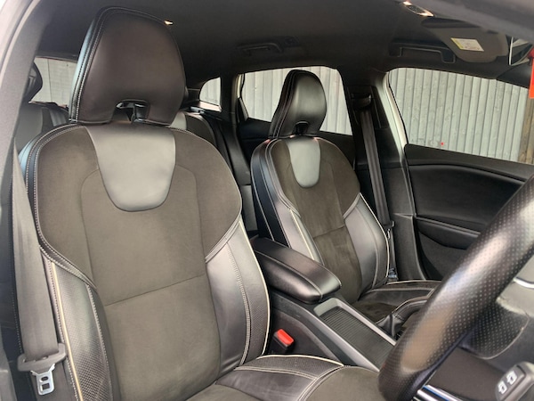 Used Volvo V40 2015 for sale - 76269768: Photo 24
